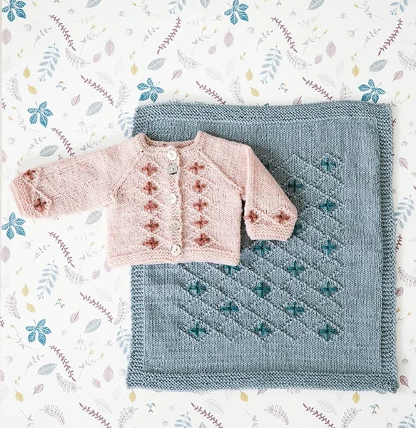 T11-08 Blómavagnteppi