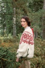 Chunky Marius dömupeysa prjónuð niður frá hálsi