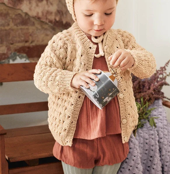 T14-02 Fiðrildamunstur peysa/kjusa/teppi