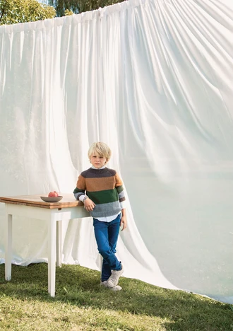 T17-30 Billys röndótt peysa